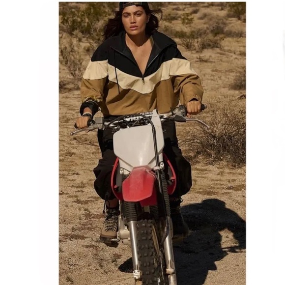 FP Movement Walk The Line Colorblock Pullover - Picture 3 of 6